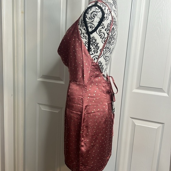 Nastygal Pink Gold Draped Front Lightweight NWT 8 - Picture 4 of 9